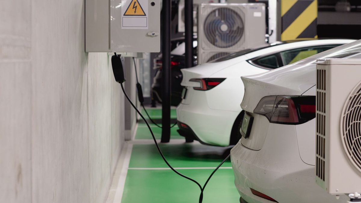 Alectra EV Charging Rates for Aurora Homeowners