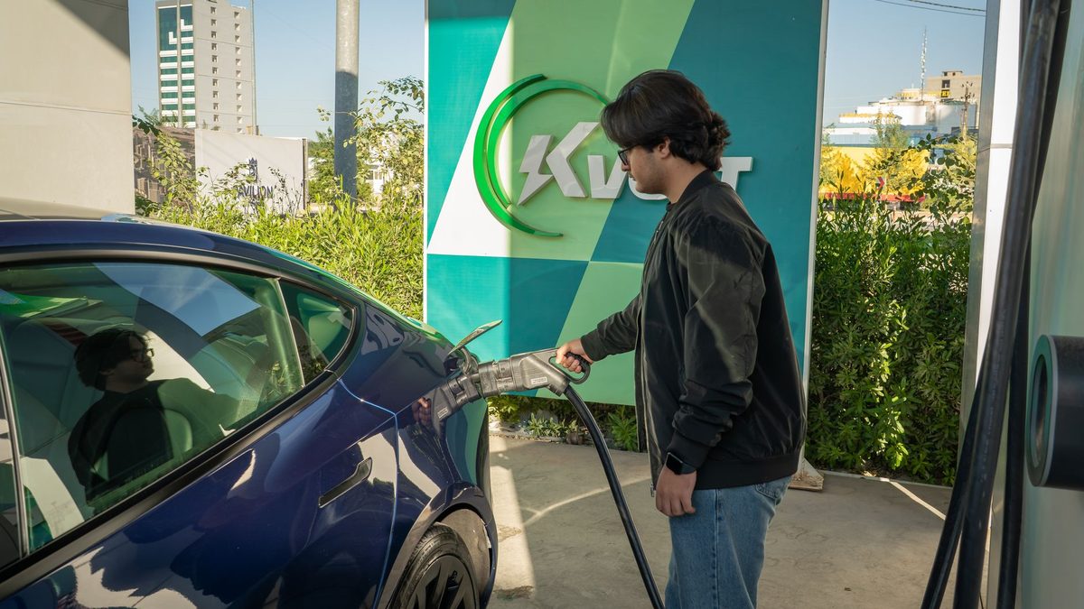 How Much Does It Cost to Charge an EV at Home in Aurora?